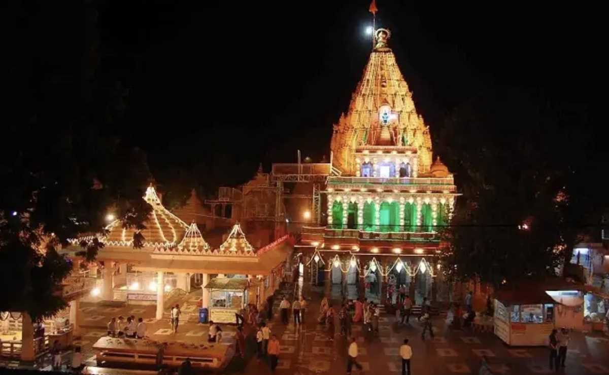 मध्य प्रदेश आज होगा शिवमय, दिवाली जैसा नजारा मध्य प्रदेश आज होगा शिवमय, दिवाली जैसा नजारा